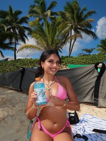 Full leaked Riya brar private onlyfans photo