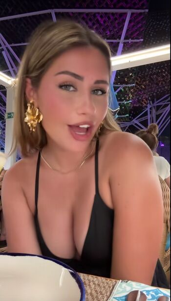 Full leaked Rose thr private onlyfans photo