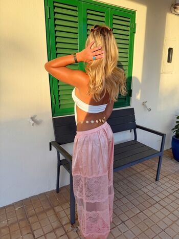 Full leaked Rosie mcclelland page private onlyfans photo