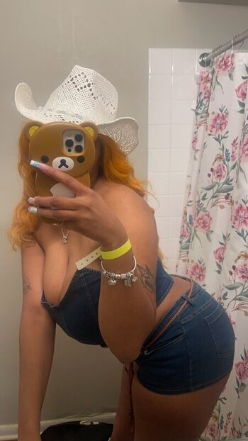 Full leaked Sailoraali private onlyfans photo
