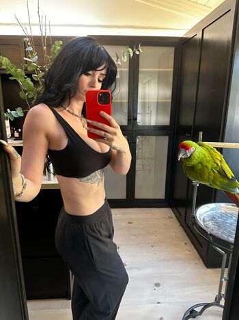 Full leaked Saraya bevis private onlyfans photo