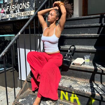 Full leaked Sarina private onlyfans photo