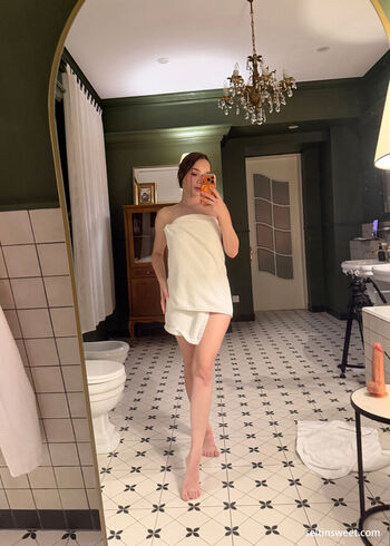 Full leaked Seltinsweet private onlyfans photo