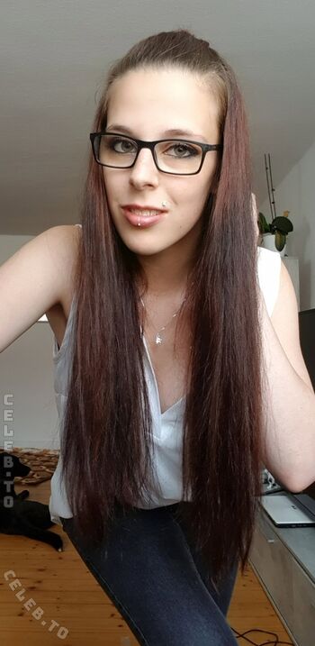 Full leaked Senta kristall page private onlyfans photo