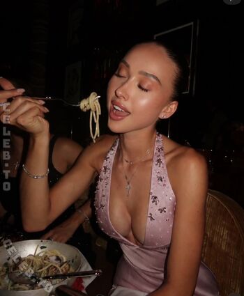 Full leaked Shania geiss private onlyfans photo