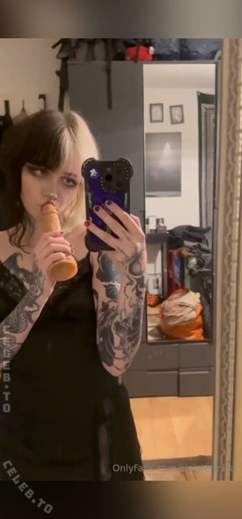 Full leaked Sinistermisa private onlyfans photo