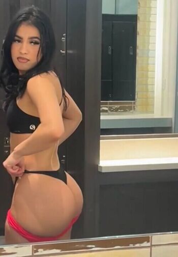 Full leaked Slim women with a big ass private onlyfans photo
