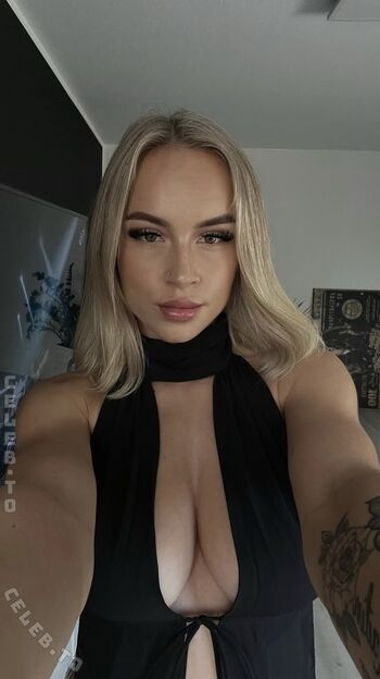 Full leaked Sophie a s page private onlyfans photo