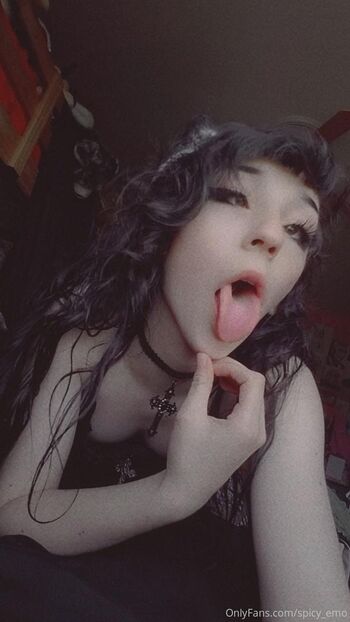 Full leaked Spicy emo private onlyfans photo