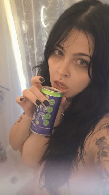 Full leaked Spookshowbebe private onlyfans photo