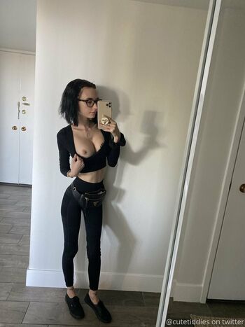 Full leaked Stormysummers private onlyfans photo
