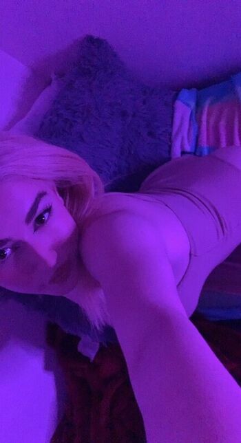 Full leaked Sukashawty private onlyfans photo