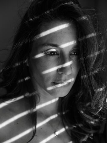 Troian Bellisario