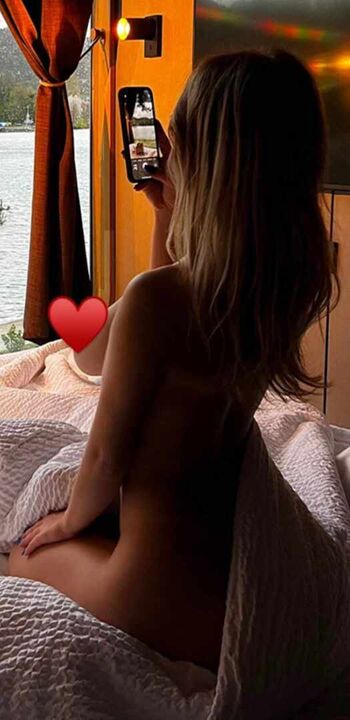 Full leaked Ukrainian girls private onlyfans photo