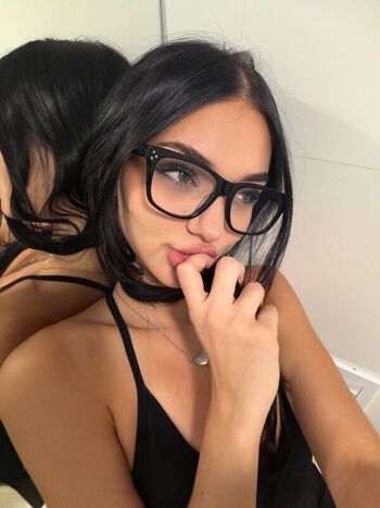 Full leaked Valentina private onlyfans photo