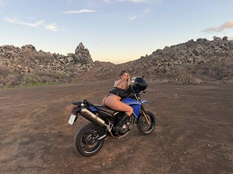 Full leaked Venusadventures private onlyfans photo