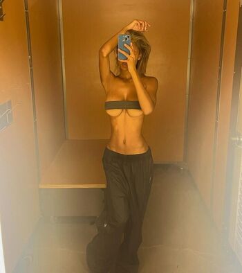 Full leaked Vinetrria vinetria private onlyfans photo