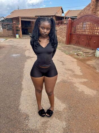 Vunene Taiwo Mabunda