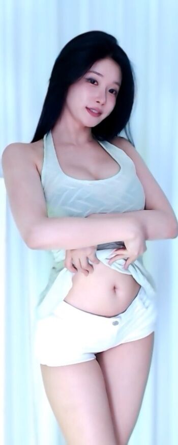 Full leaked Wannabe page private onlyfans photo