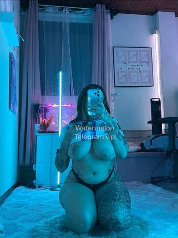 Full leaked Watermelon private onlyfans photo