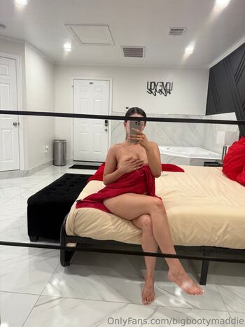 Full leaked Whorechata private onlyfans photo