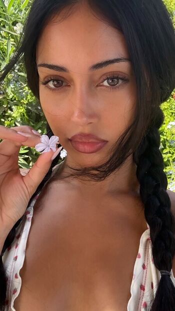 Full leaked Wolfiecindy page private onlyfans photo