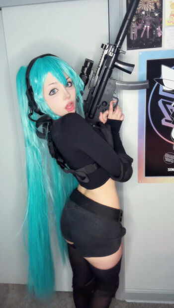 Full leaked Xenluvsmiku page private onlyfans photo