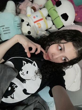 Full leaked Xenluvsmiku page private onlyfans photo