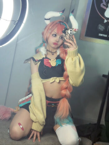 Full leaked Xenluvsmiku page private onlyfans photo