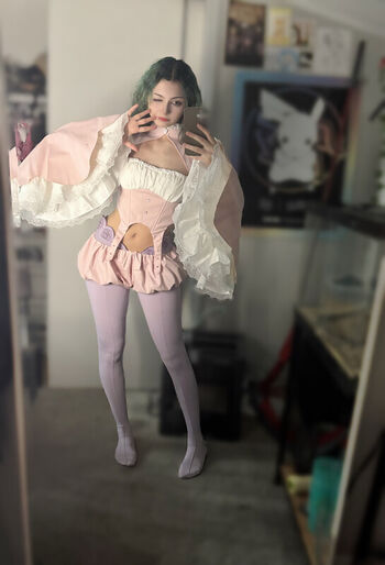 Full leaked Xenluvsmiku private onlyfans photo