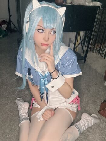Full leaked Xenluvsmiku private onlyfans photo