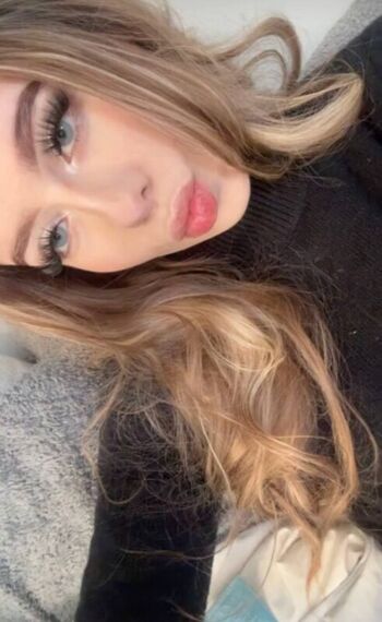 Full leaked Xshqn private onlyfans photo