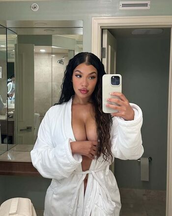 Full leaked Xttiona private onlyfans photo