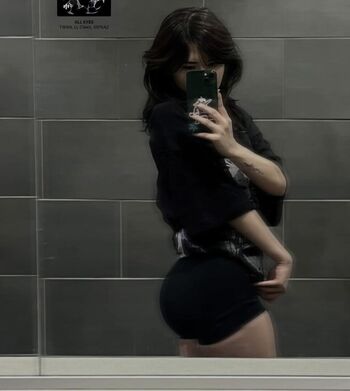Full leaked Yukiifoxx private onlyfans photo
