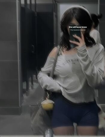 Full leaked Yukiifoxx private onlyfans photo