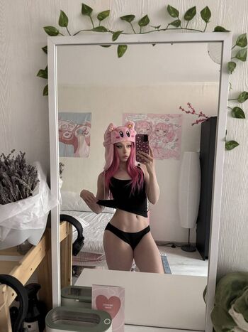 Full leaked Zira merz private onlyfans photo