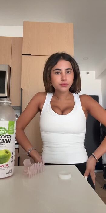 Full leaked Zoe ducorsky private onlyfans photo